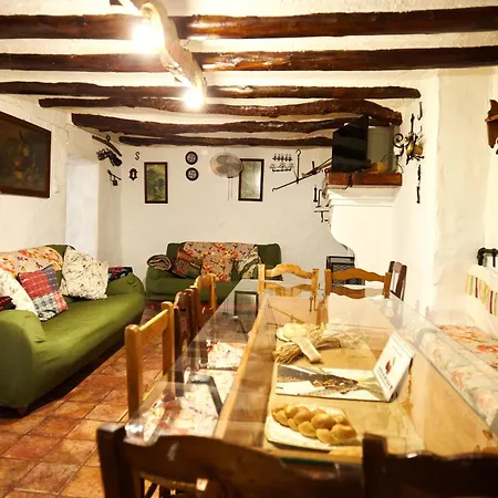 Apartment Cortijo Rural Majolero 1 *